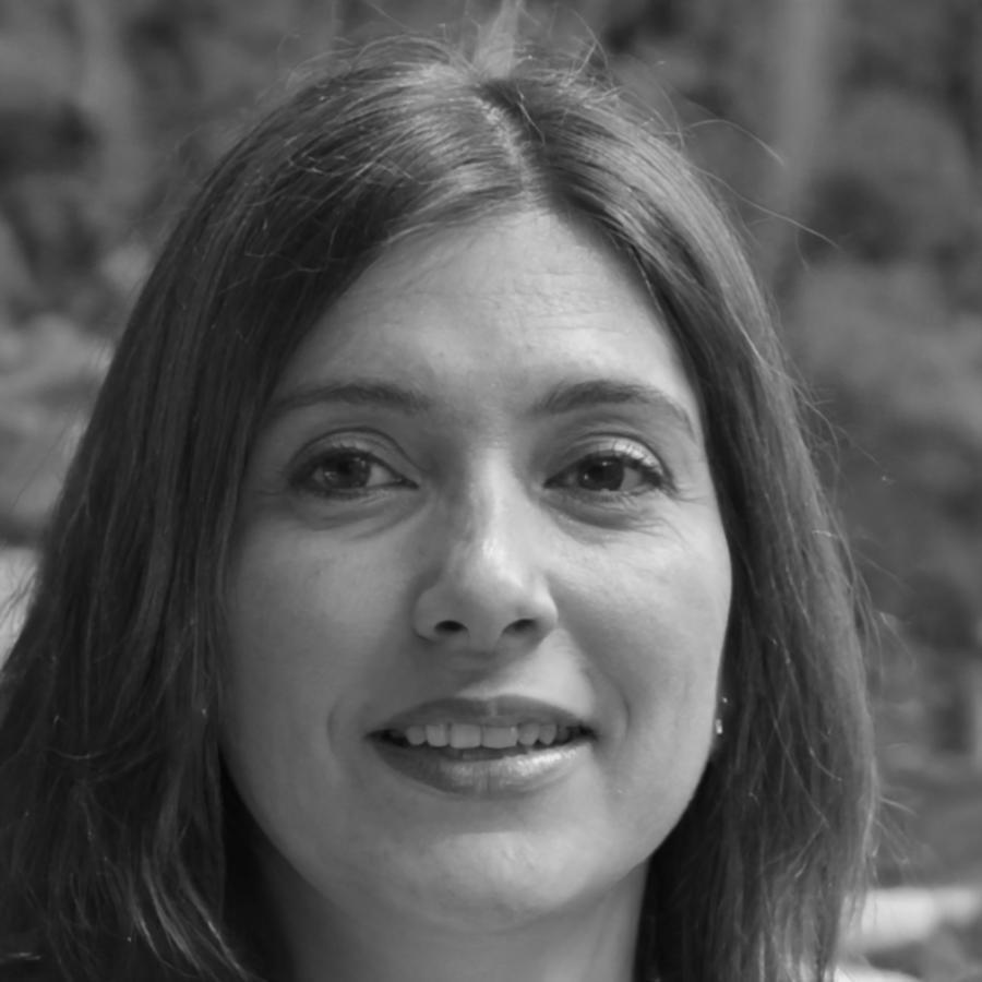 Portrait de Céline Dufresne, experte en finances personnelles